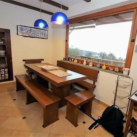 Sleeps 7 Pool Wifi