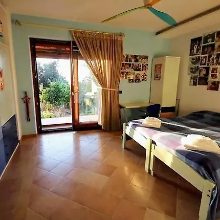 Vakantiehuis Sleeps 7 Pool Wifi